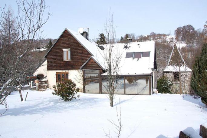 Maison A Louer Besse-et-Saint-Anastaise Exterior photo